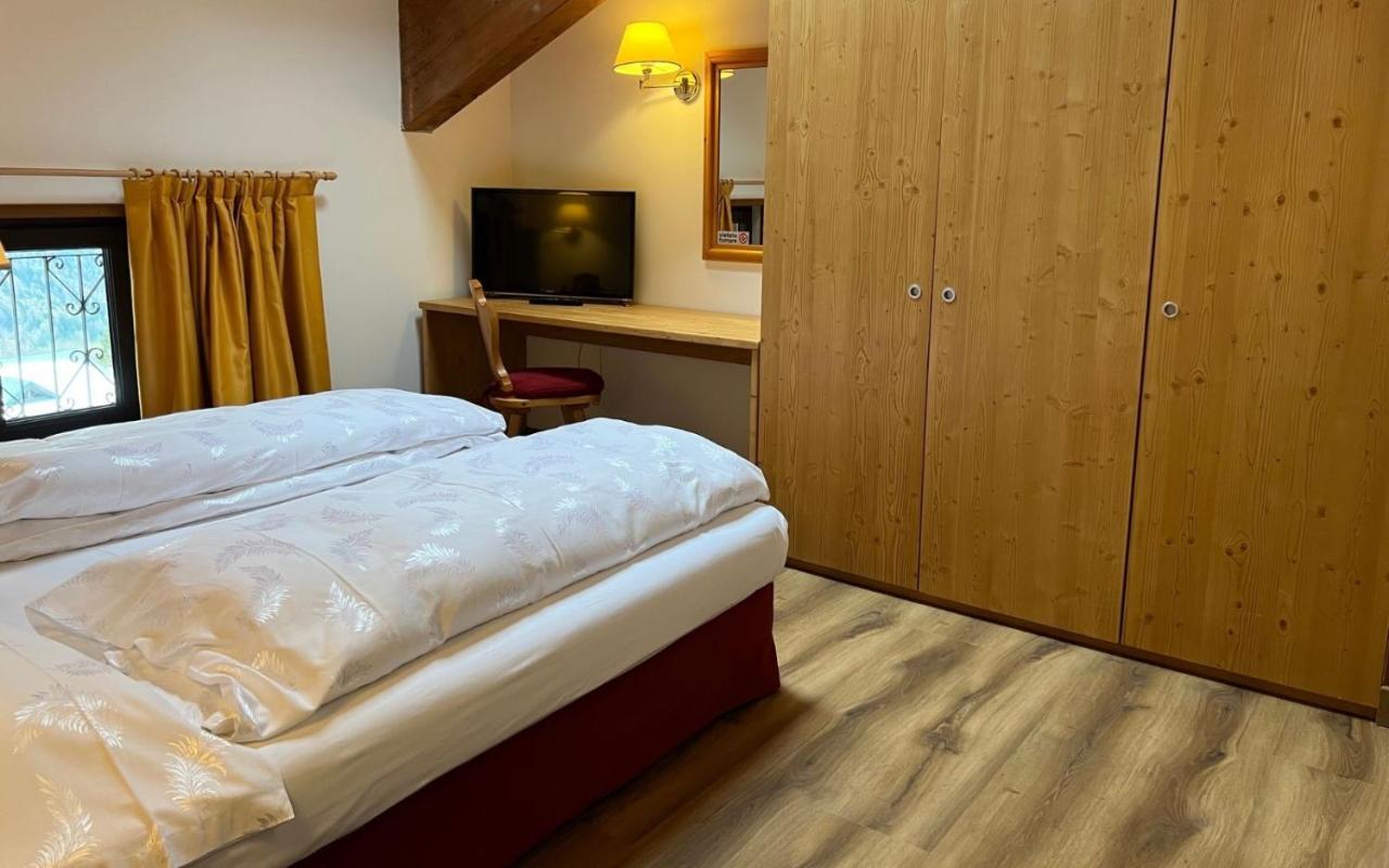 Antico Albergo Stella d'Italia Folgaria Esterno foto