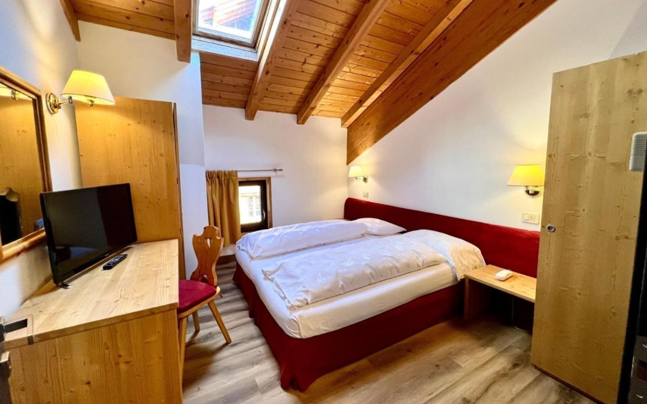 Antico Albergo Stella d'Italia Folgaria Esterno foto
