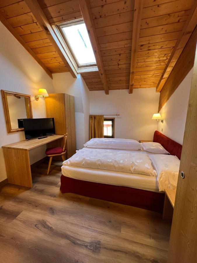 Antico Albergo Stella d'Italia Folgaria Esterno foto
