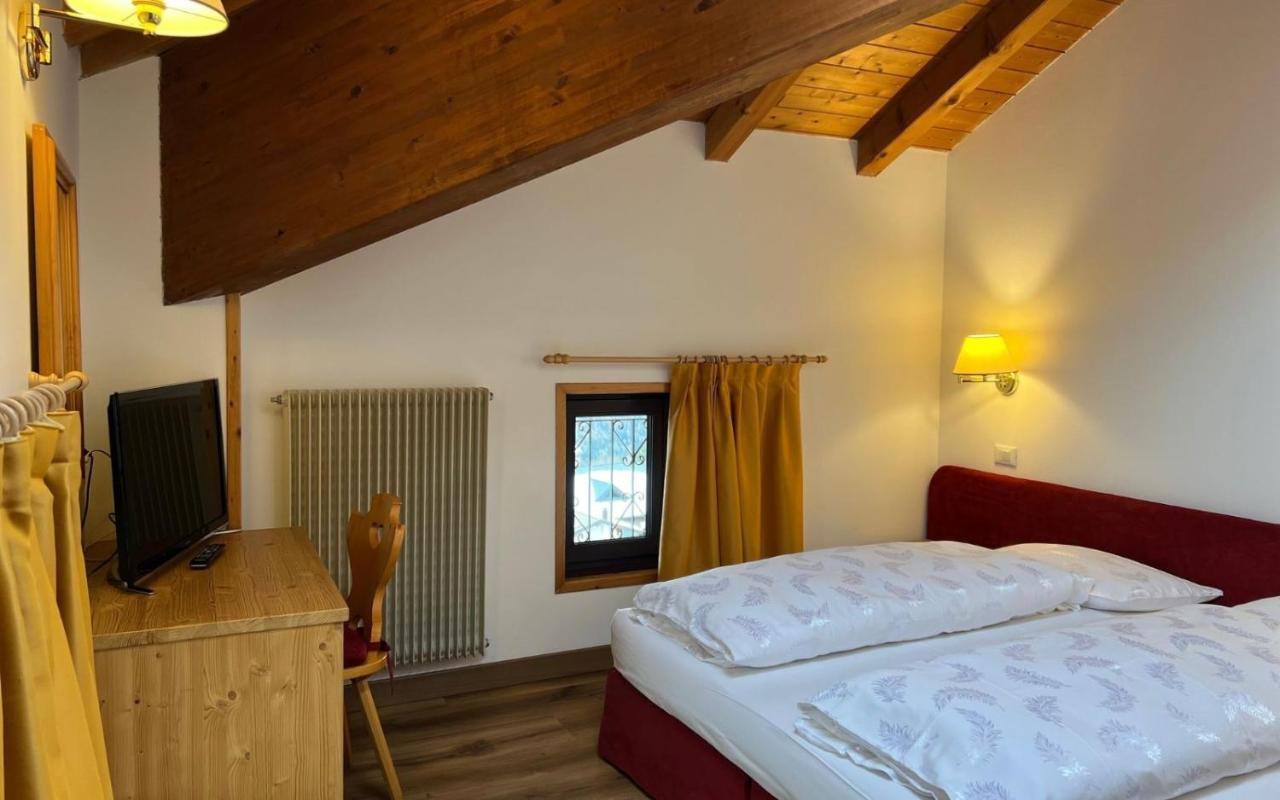Antico Albergo Stella d'Italia Folgaria Esterno foto