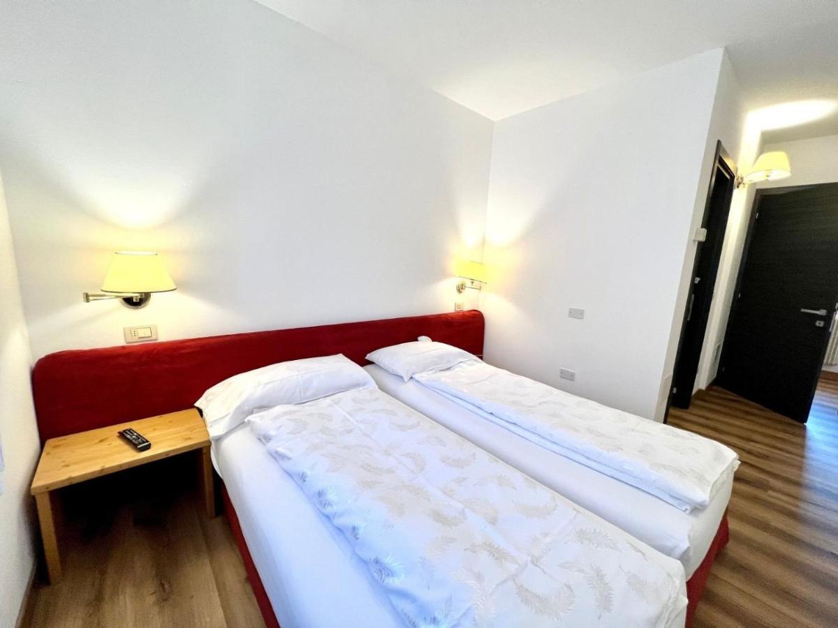 Antico Albergo Stella d'Italia Folgaria Esterno foto