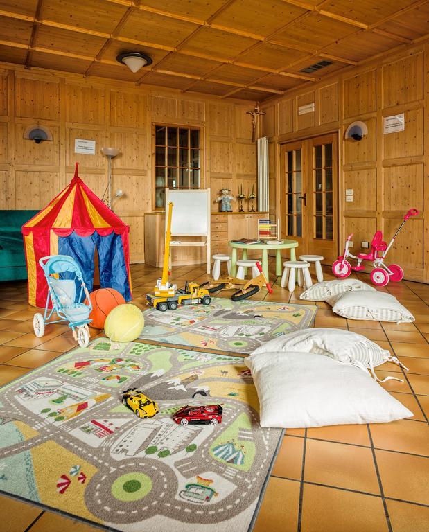 Antico Albergo Stella d'Italia Folgaria Esterno foto