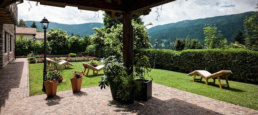 Antico Albergo Stella d'Italia Folgaria Esterno foto